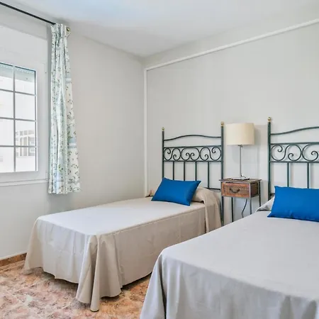 Rentalmar Family Anagabu Apartment *