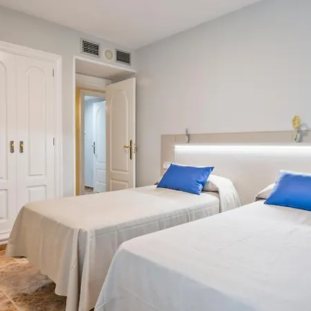 Apartment Rentalmar Family Anagabu